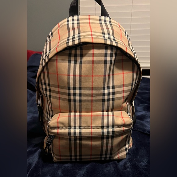 Unisex Burberry Vintage Check Nylon Backpack - Picture 16 of 16